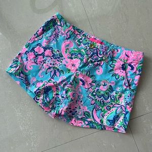NWOT Women’s LILLY PULITZER 🌸 Shorts